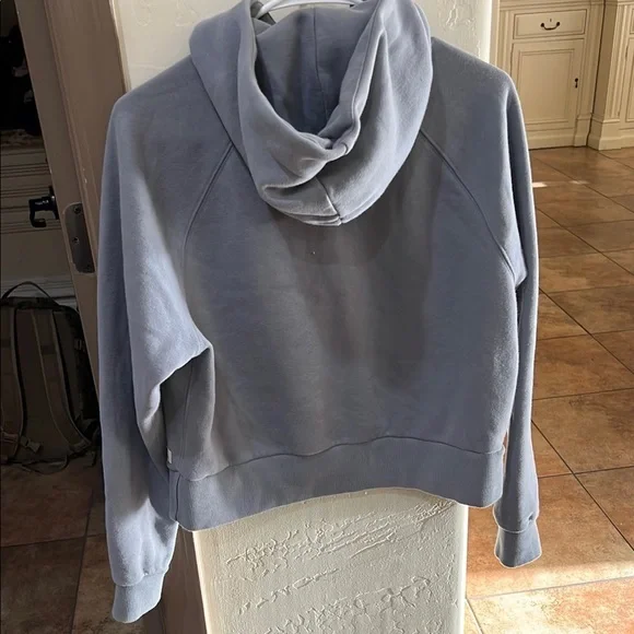 Vuori Womens Sweatshirt Restore Half Zip
Hoodie Size medium - Picture 5 of 12